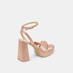 Dolce Vita SHOES | PARLO HEELS BLUSH SATIN
– Dolce Vita