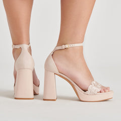 Dolce Vita SHOES | PELTIN HEELS LIGHT PINK WOVEN RAFFIA
– Dolce Vita