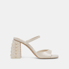 Dolce Vita SHOES | JEMMY PEARL HEELS VANILLA SILK
– Dolce Vita