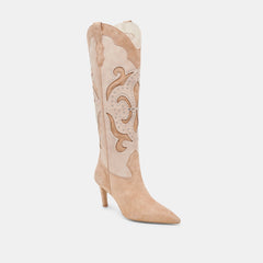Dolce Vita SHOES | FINLEY STUD BOOTS CAMEL SUEDE
– Dolce Vita