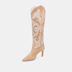 Dolce Vita SHOES | FINLEY STUD BOOTS CAMEL SUEDE
– Dolce Vita