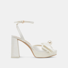 Dolce Vita SHOES | PATTON HEELS IVORY SATIN
– Dolce Vita
