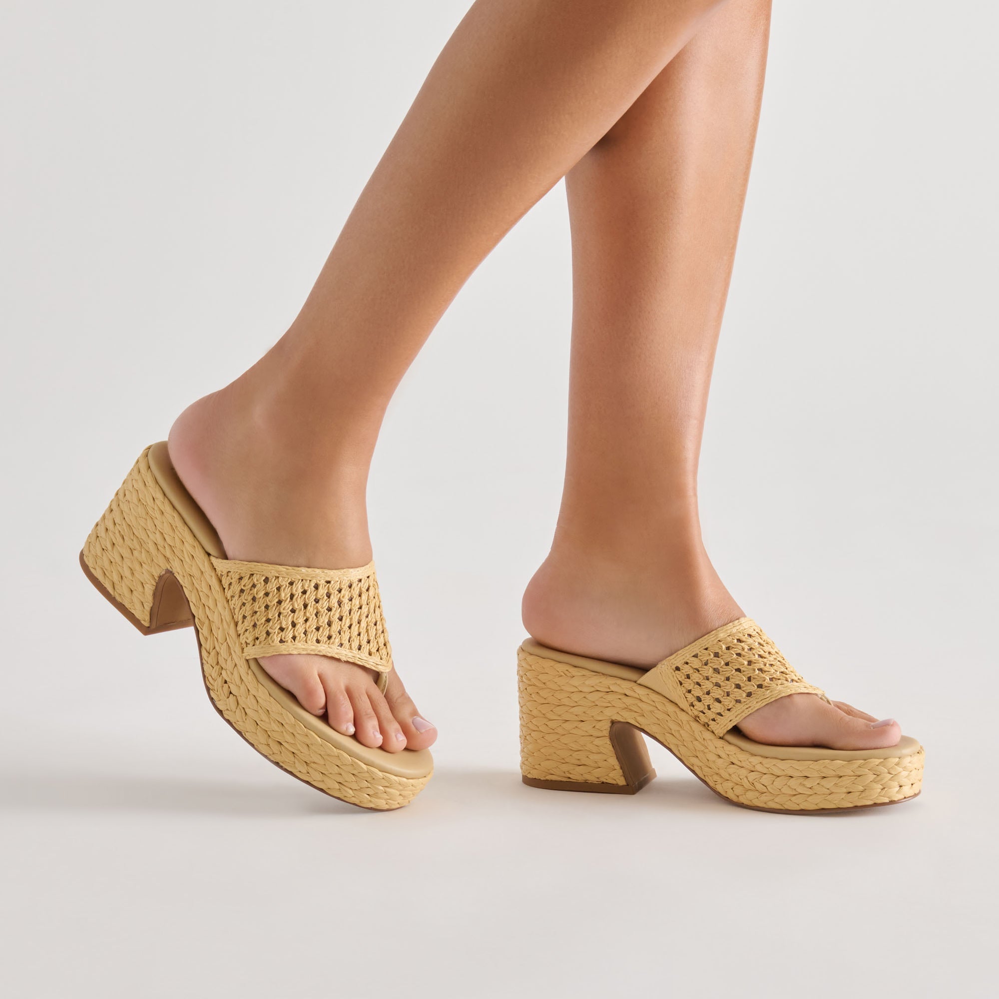 Dolce Vita SHOES | RIPPLE Lt Natural Raffia Platform Thong Block Heel