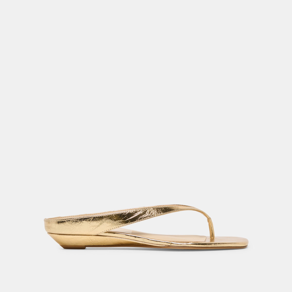 Dolce Vita SHOES | GIZEL Gold Crinkle Patent Thong Square-Toe Sandals