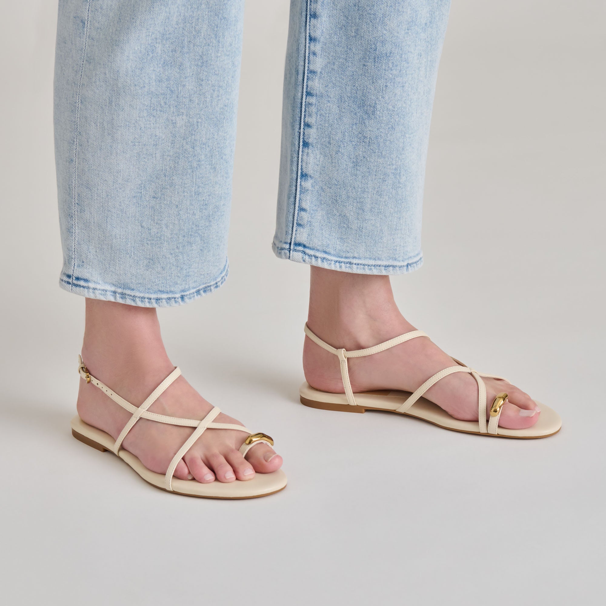 Dolce Vita SHOES | KESHA SANDALS BONE LEATHER
 – Dolce Vita