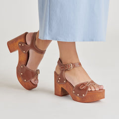 Dolce Vita SHOES | YANDY HEELS COGNAC LEATHER
 – Dolce Vita