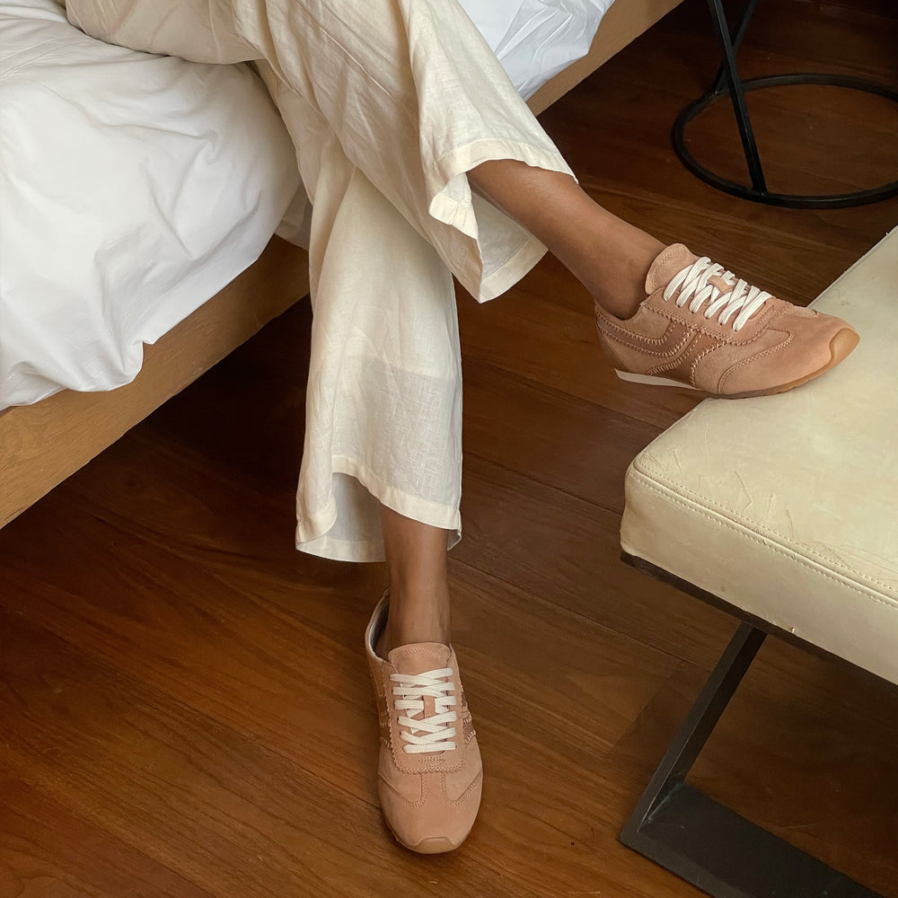 Dolce Vita SHOES | DELANY SNEAKERS TOFFEE NUBUCK
 – Dolce Vita