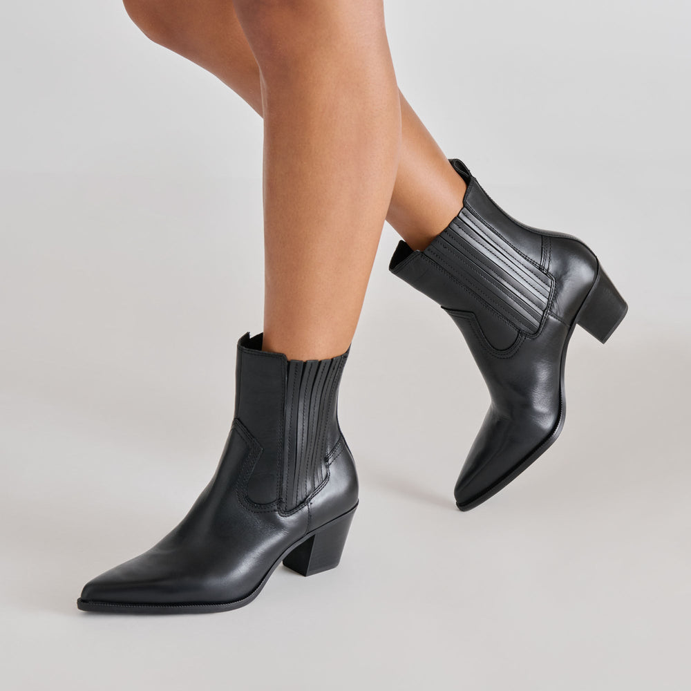 Dolce Vita SHOES | Slim Black Leather Booties