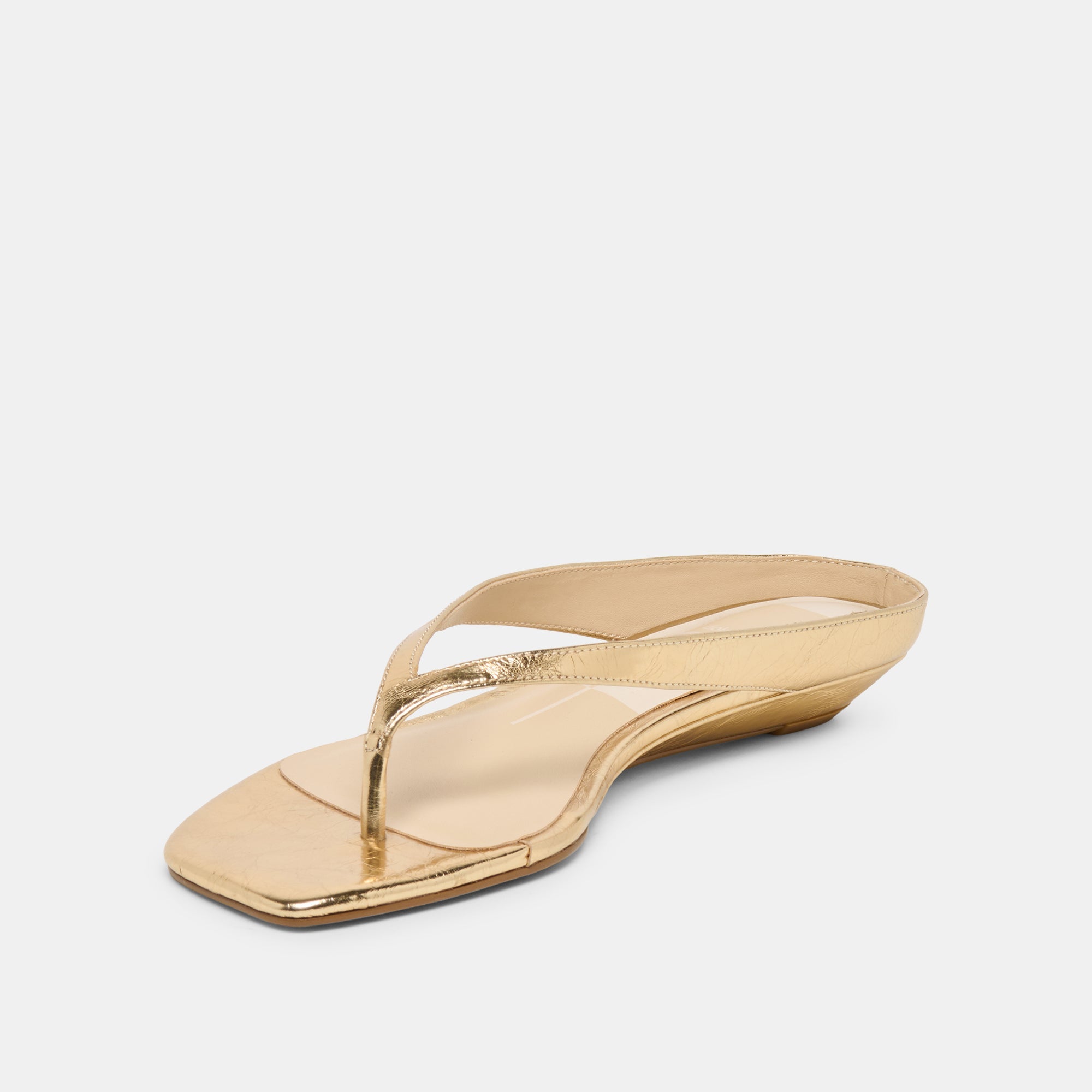 Dolce Vita SHOES | GIZEL Gold Crinkle Patent Thong Square-Toe Sandals