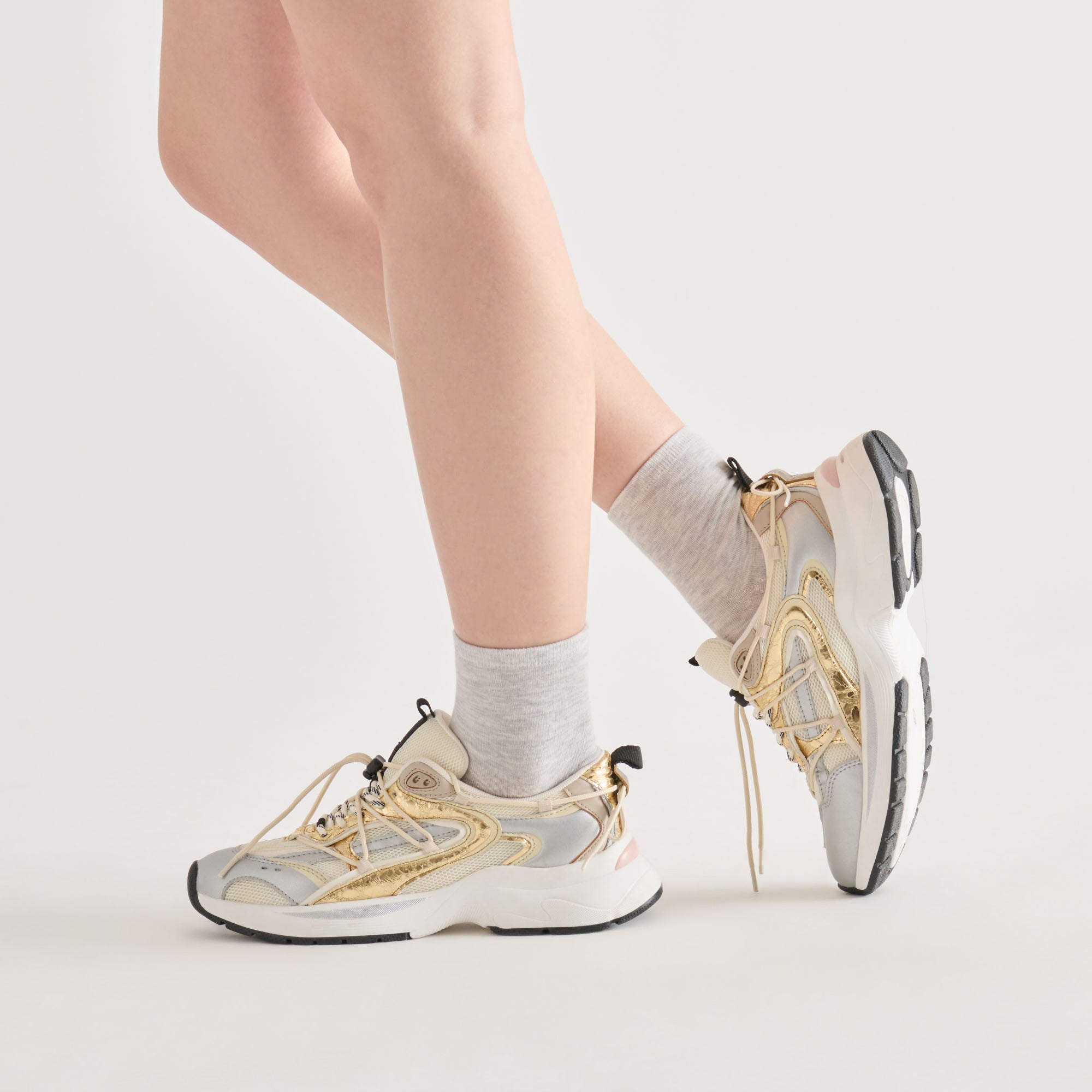 Dolce Vita Sale | 3-Pack Sweet Heart White Pink Anklet Socks