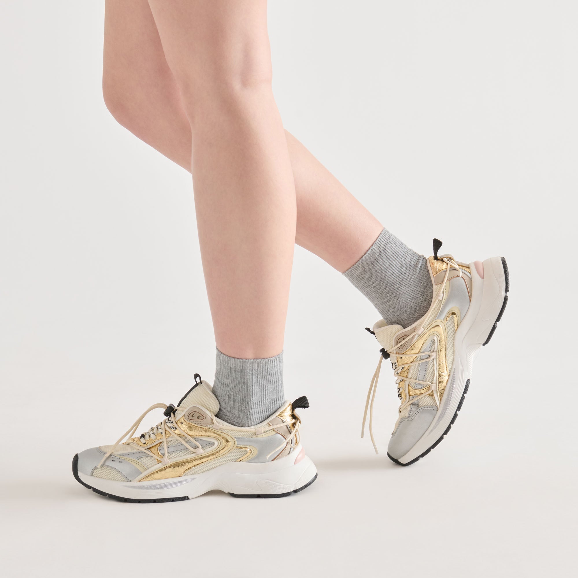 Dolce Vita Sale | 5-Pack Lettuce Edge White Grey Anklet Socks